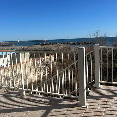 The Waterfront Holiday home