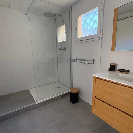 The Waterfront 別荘